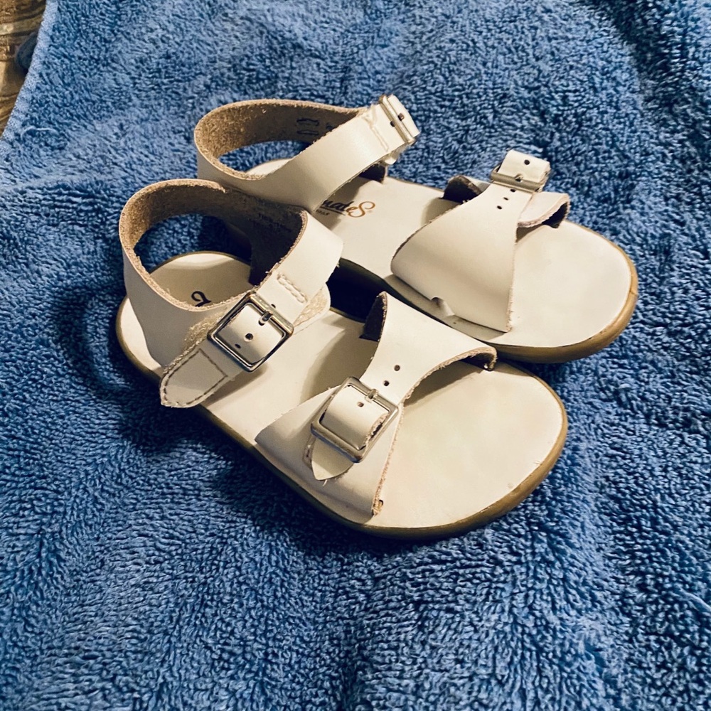 Footmates Sandals. Size 8